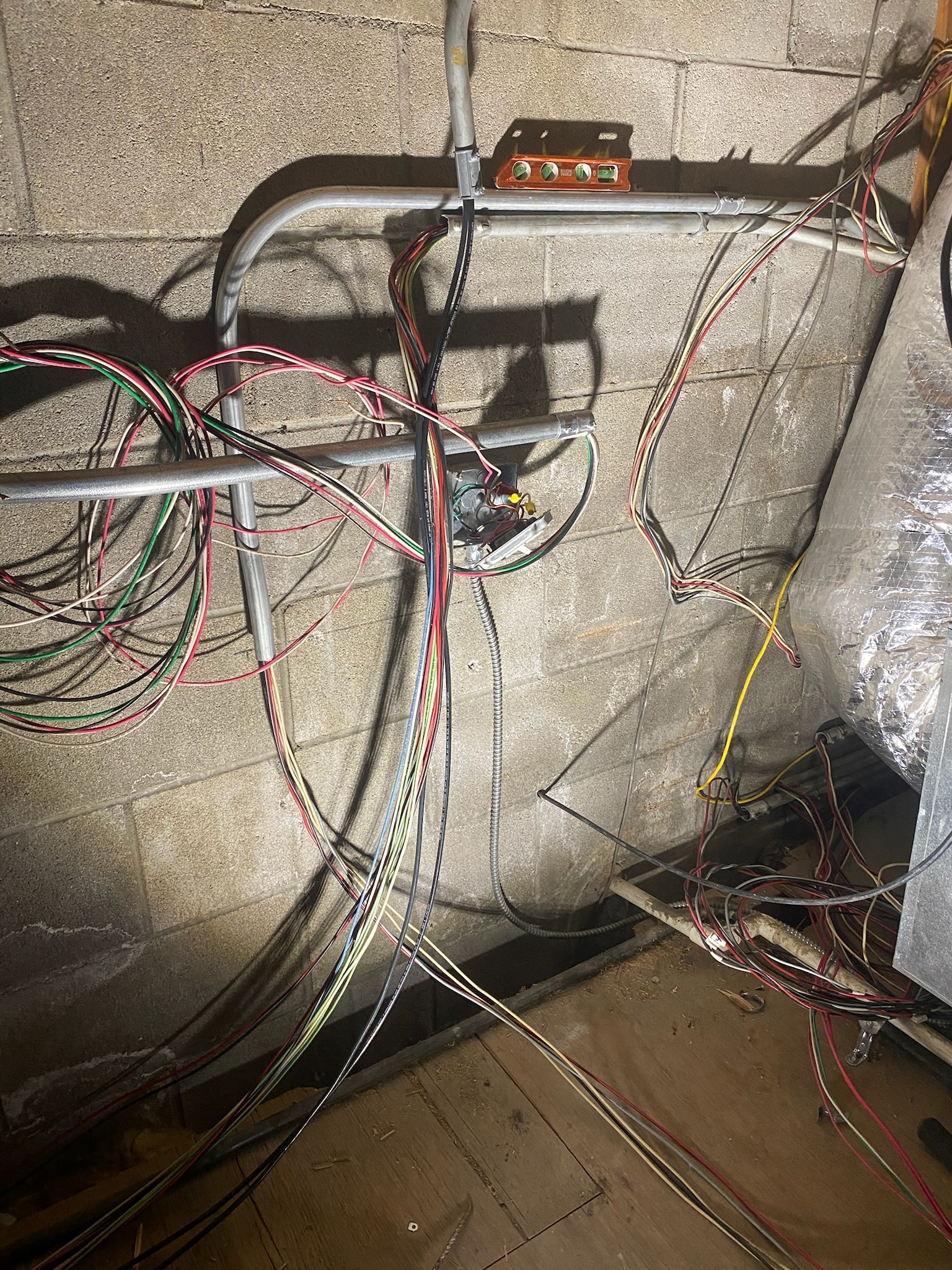Electrical service change and upgrade by Elite Electric